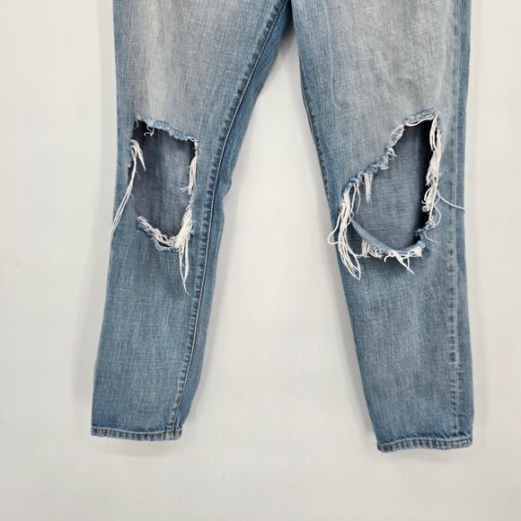 KanCan Women's Distressed Bridget Ultra High Rise Mom Jeans Light Wash Size 3/25 - Picture 9 of 12